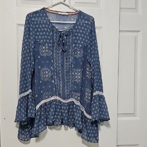 Hint of Mint Navy Floral Blouse